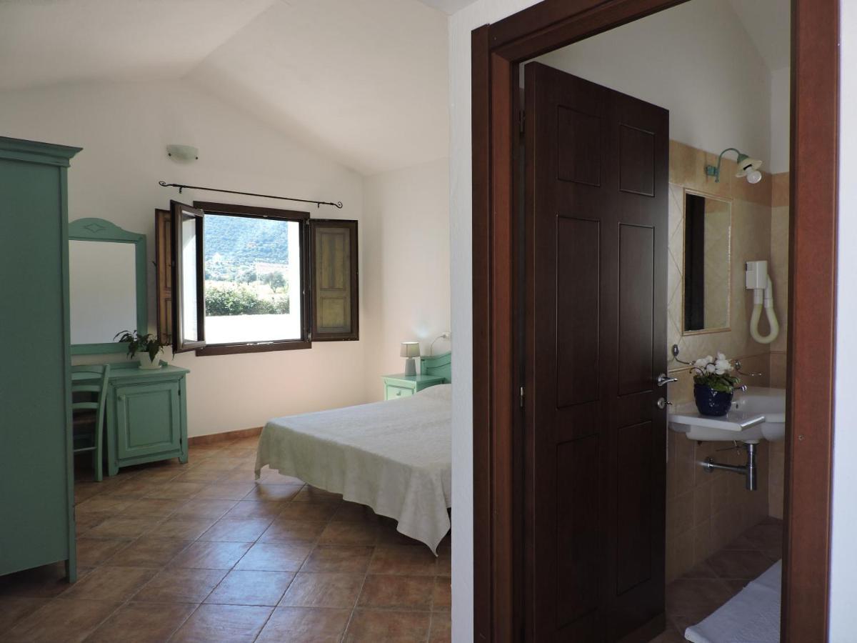 Cort'E Nastasj Hotel Tertenìa Buitenkant foto