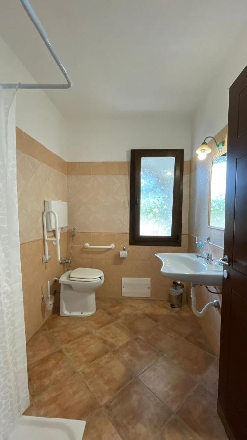 Cort'E Nastasj Hotel Tertenìa Buitenkant foto