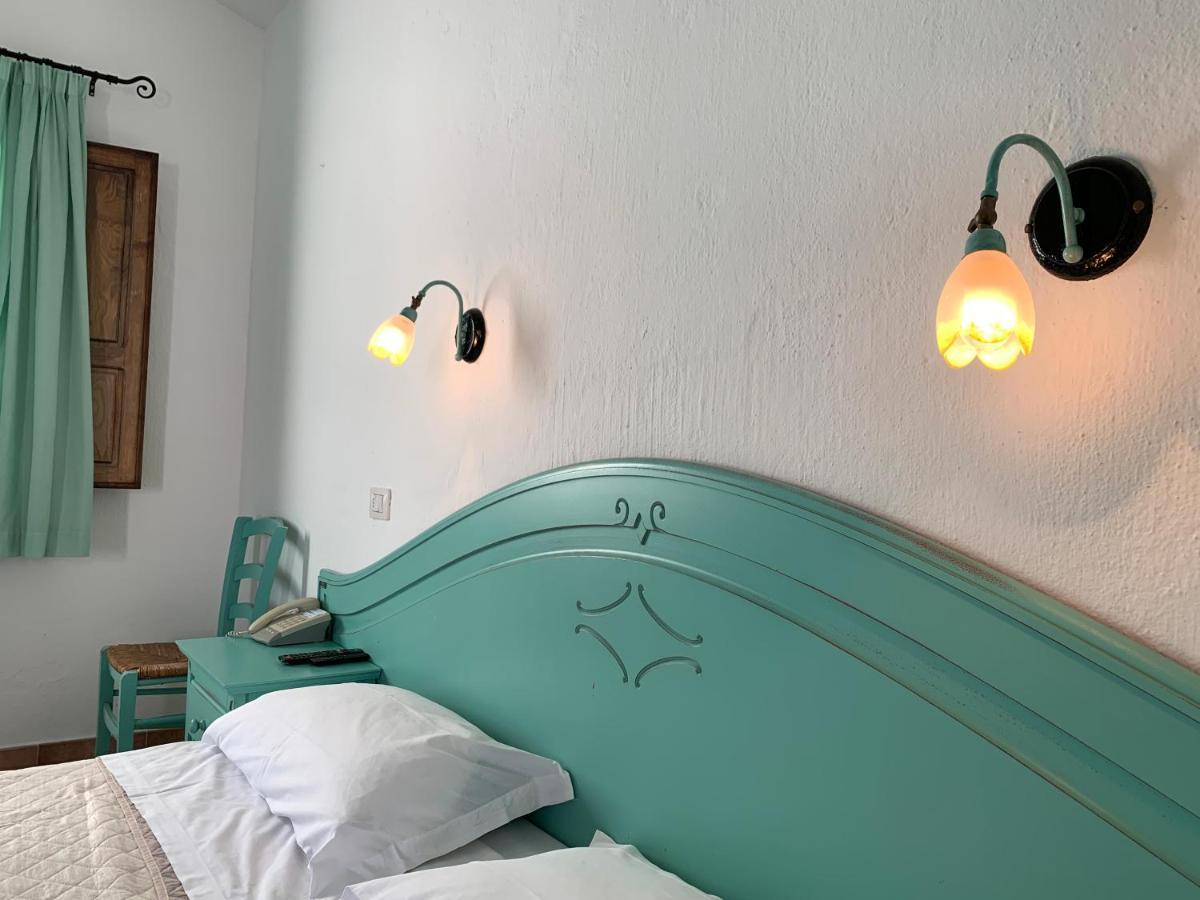 Cort'E Nastasj Hotel Tertenìa Buitenkant foto